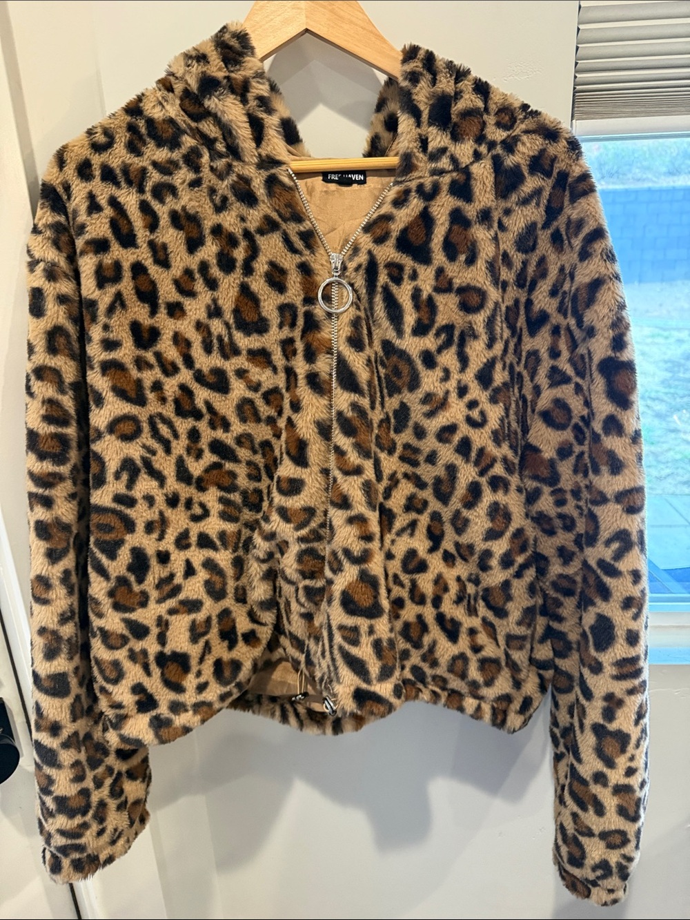 Leopard Print Faux Fur Hooded Puffer Jacket - Tan/Black